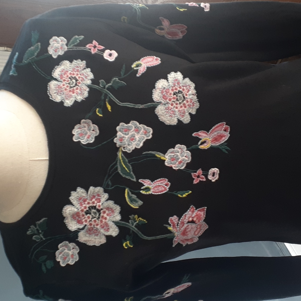 Loft women's embroidery crewneck pullover top size xs - Picture 3 of 14